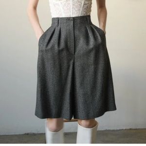 Giorgio Armani size IT 42/ US S high waisted formal skort